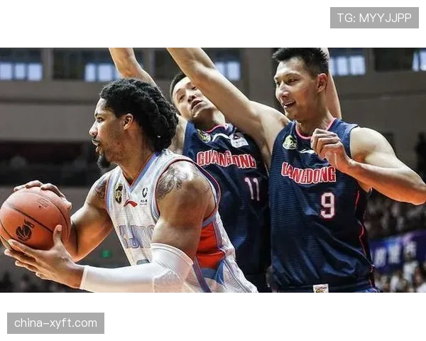 浙江外线压迫性防守见成效 但内线护框高度不足存隐患 浙江外线压迫性防守见成效 但内线护框高度不足存隐患